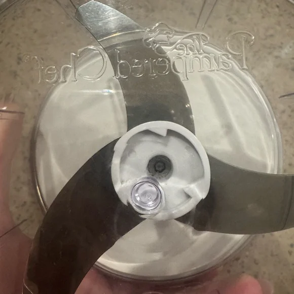 Pampered Chef Manual Food Chopper Excellent Condition - Picture 3 of 6